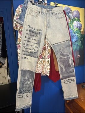 MNML Distressed Graphic Print Denim Jeans